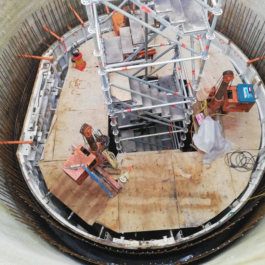 Vertical in-situ concrete shaft with flat areas formed with climbing formwork from RSB Formwork Technology GmbH