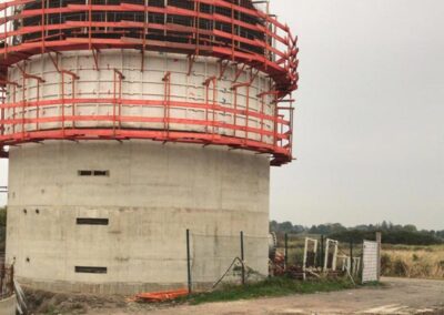 Faulturm mit gerader Decke und eckiger Gashaube gebaut von RSB Formwork Technology GmbH