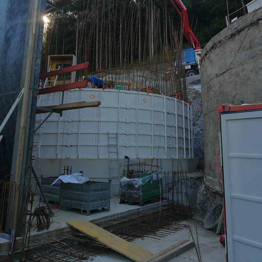 1 drinking water tank newly built, 2 existing tanks are increased by RSB Formwork Technology GmbH.