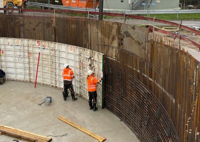 Vorklärbecken mit Trichter von RSB Formwork Technology GmbH gebaut.